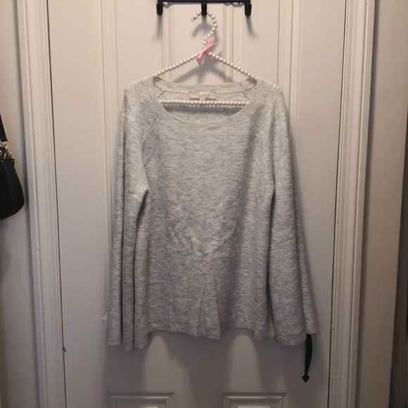 Bell sleeve Loft Sweater XL - Picture 1 of 7